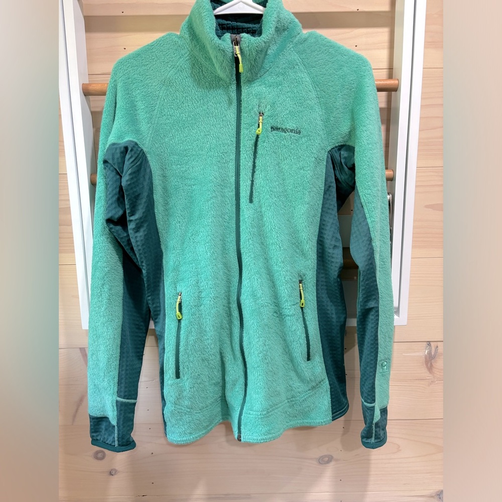 Patagonia fuzzy fleece/ micro grid jacket